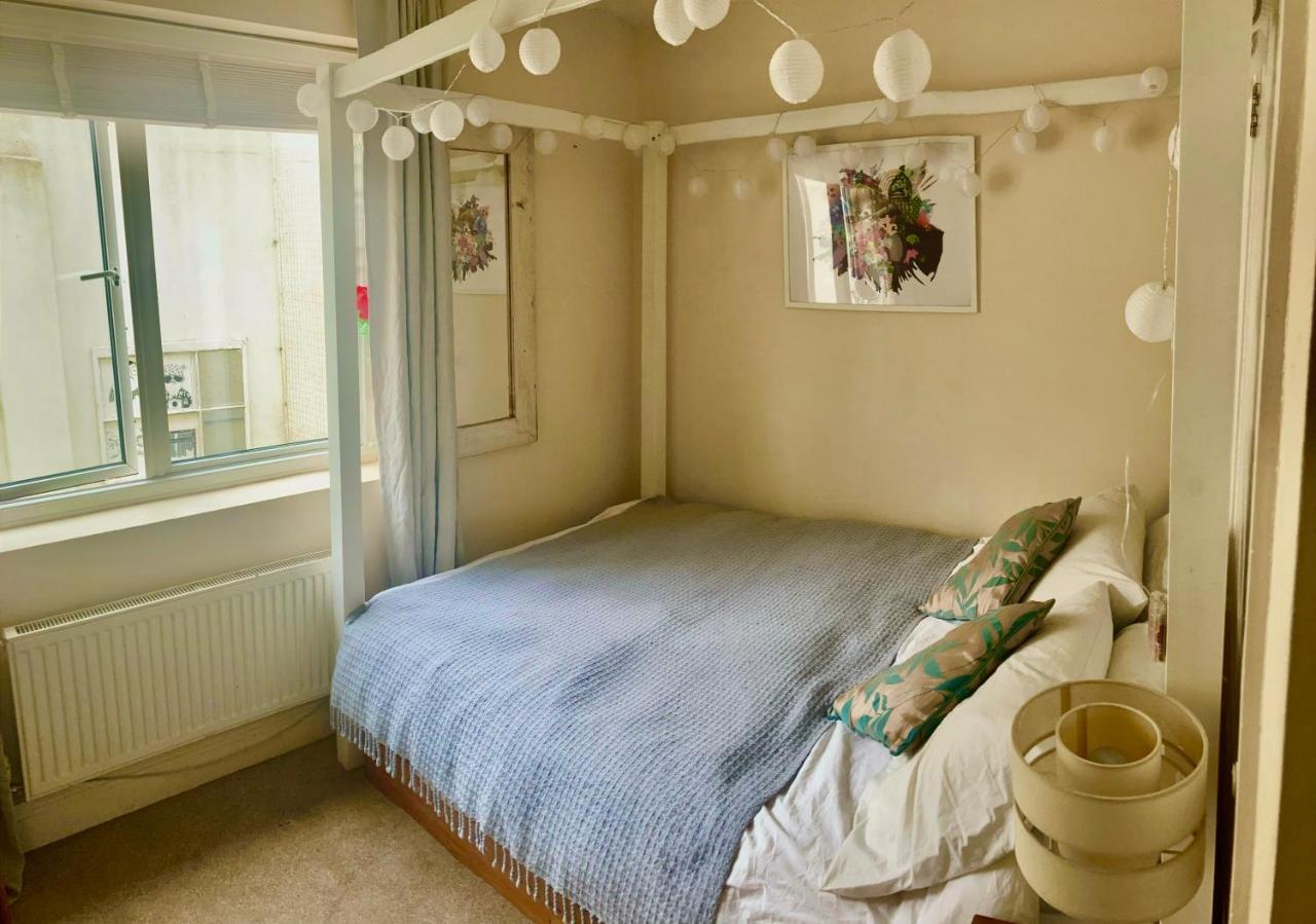 Little Brighton Beach Apartments - Also Separate Spa Cabin And Watersports Buitenkant foto