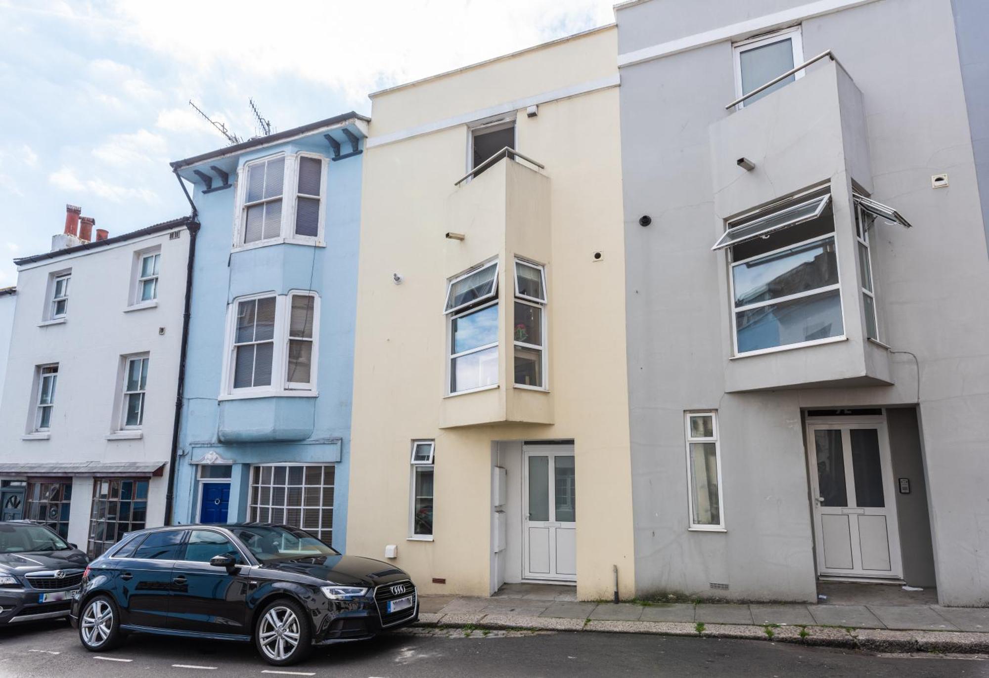 Little Brighton Beach Apartments - Also Separate Spa Cabin And Watersports Buitenkant foto